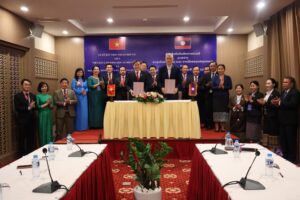 ສະຖາບັນການເມືອງ ແລະ ການປົກຄອງແຫ່ງຊາດ ຮ່ວມກັບ ສະຖາບັນ ບັນດິດວິທະຍາສາດສັງຄົມ ຫວຽດນາມ ເຊັນບົດບັນທຶກການຮ່ວມມືທາງດ້ານວິທະຍາສາດ (2026-2030)