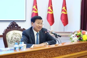 ສະຖາບັນການເມືອງ ແລະ ການປົກຄອງແຫ່ງຊາດ ຕ້ອນຮັບການຢ້ຽມຢາມ ແລະ ຮັບຟັງການໂອ້ລົມຊີ້ນຳອັນສຳຄັນ ຈາກສະຫາຍ ເລຂາທິການໃຫຍ່, ປະທານປະເທດ ແຫ່ງ ສປປ ລາວ